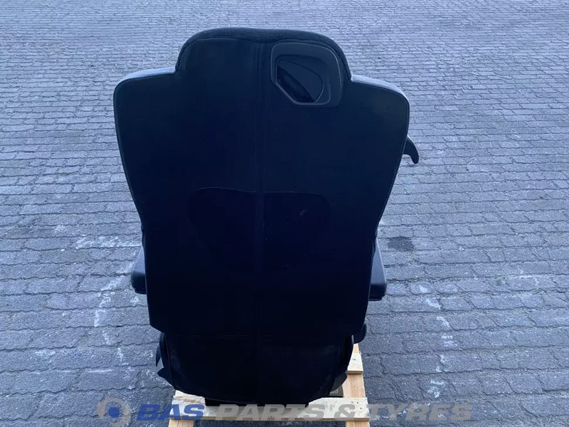 Mercedes-Benz Actros MP4 - Banco por Camião: foto 3 Mercedes-Benz Actros MP4 - Banco por Camião: foto 3