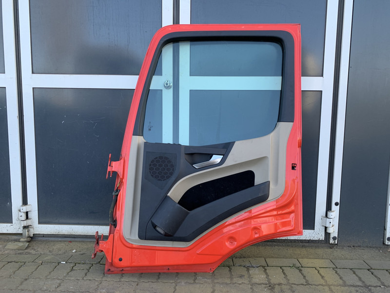 Mercedes-Benz Actros MP4 Portier Rechts Mercedes A 960 720 26 03 - Porta e peças por Camião: foto 2 Mercedes-Benz Actros MP4 Portier Rechts Mercedes A 960 720 26 03 - Porta e peças por Camião: foto 2