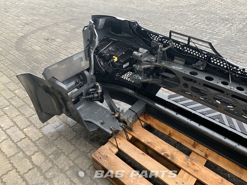 Mercedes-Benz Antos MP4 Bumper Mercedes A 960 310 23 22 - Para-choque por Camião: foto 4 Mercedes-Benz Antos MP4 Bumper Mercedes A 960 310 23 22 - Para-choque por Camião: foto 4