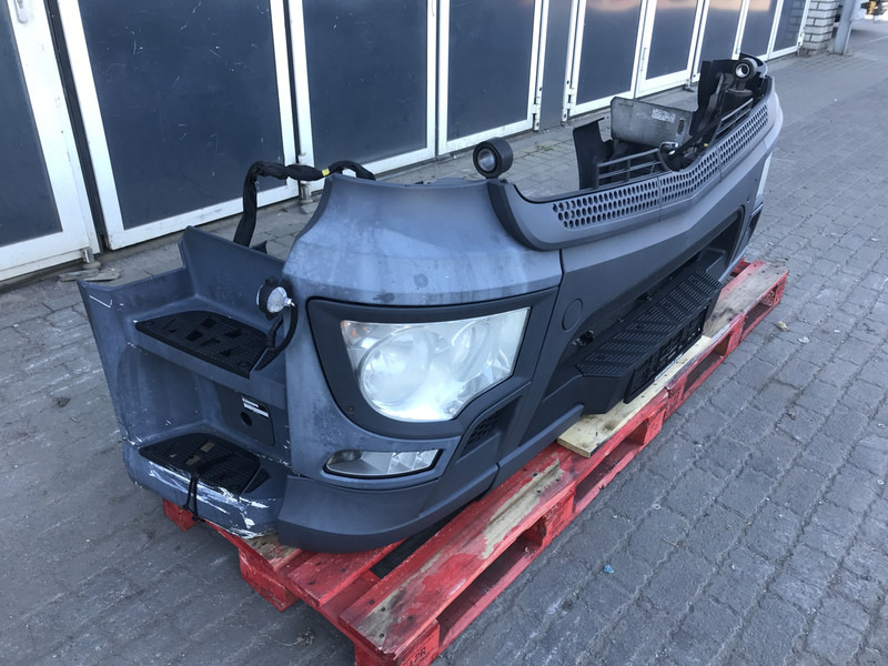 Mercedes-Benz Antos MP4 Bumper Mercedes A 960 310 23 22 - Para-choque por Camião: foto 3 Mercedes-Benz Antos MP4 Bumper Mercedes A 960 310 23 22 - Para-choque por Camião: foto 3