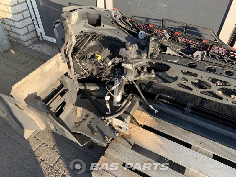 Mercedes-Benz Antos MP4 Bumper Mercedes A 960 310 23 22 - Para-choque por Camião: foto 4 Mercedes-Benz Antos MP4 Bumper Mercedes A 960 310 23 22 - Para-choque por Camião: foto 4