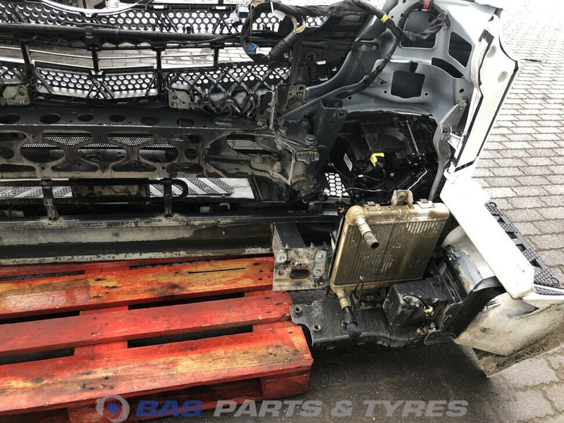 Mercedes-Benz Antos MP4 Bumper Mercedes A 960 310 23 22 - Para-choque por Camião: foto 5 Mercedes-Benz Antos MP4 Bumper Mercedes A 960 310 23 22 - Para-choque por Camião: foto 5