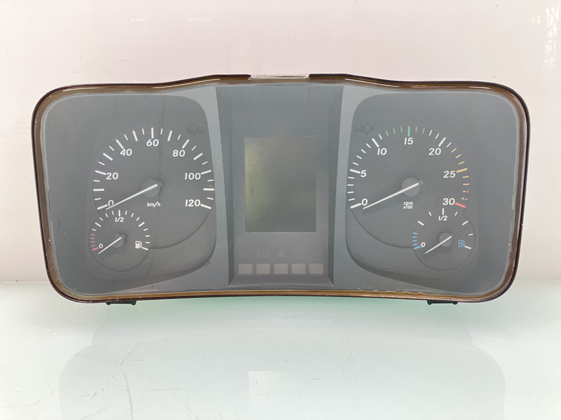 Mercedes-Benz Antos MP4 - Painel de instrumentos por Camião: foto 1 Mercedes-Benz Antos MP4 - Painel de instrumentos por Camião: foto 1