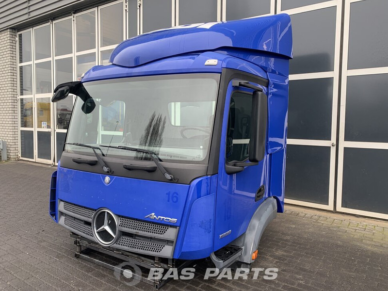 Mercedes-Benz Antos MP4 Mercedes ClassicSpace S-cab L1H1 A 000 600 01 01 - Cabine e interior por Camião: foto 1 Mercedes-Benz Antos MP4 Mercedes ClassicSpace S-cab L1H1 A 000 600 01 01 - Cabine e interior por Camião: foto 1