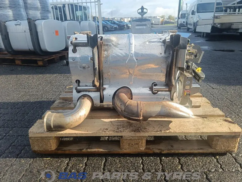 Mercedes-Benz Katalysator Mercedes A 010 490 78 12 - Silenciador por Camião: foto 1 Mercedes-Benz Katalysator Mercedes A 010 490 78 12 - Silenciador por Camião: foto 1