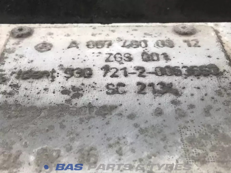 Mercedes-Benz Uitlaatdemper Mercedes A 007 490 96 12 - Silenciador por Camião: foto 5 Mercedes-Benz Uitlaatdemper Mercedes A 007 490 96 12 - Silenciador por Camião: foto 5