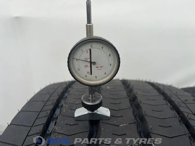 Michelin Michelin 385/55R22.5 X Multi F 160 K M+S 3PMSF gebruikte set - Pneu por Camião: foto 3 Michelin Michelin 385/55R22.5 X Multi F 160 K M+S 3PMSF gebruikte set - Pneu por Camião: foto 3