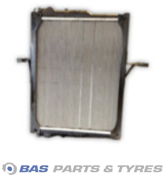 Renault Radiator Renault 5001868221 - Radiador por Camião: foto 1 Renault Radiator Renault 5001868221 - Radiador por Camião: foto 1