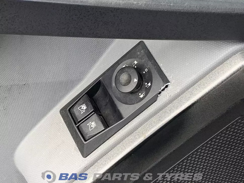 Cabine e interior por Camião Renault T-Serie: foto 11 Cabine e interior por Camião Renault T-Serie: foto 11