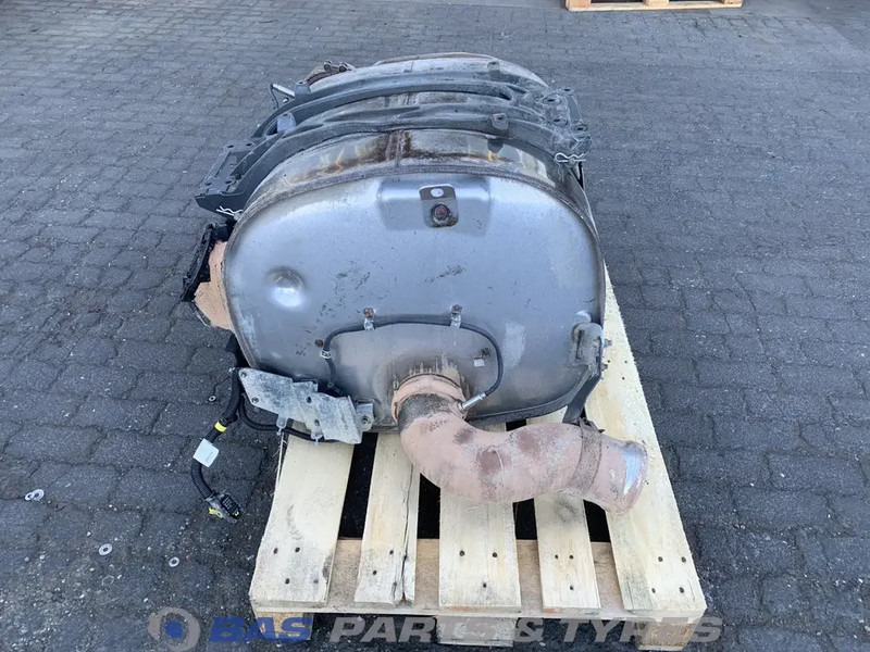 Renault Uitlaatdemper Renault 7422495990 - Silenciador por Camião: foto 2 Renault Uitlaatdemper Renault 7422495990 - Silenciador por Camião: foto 2