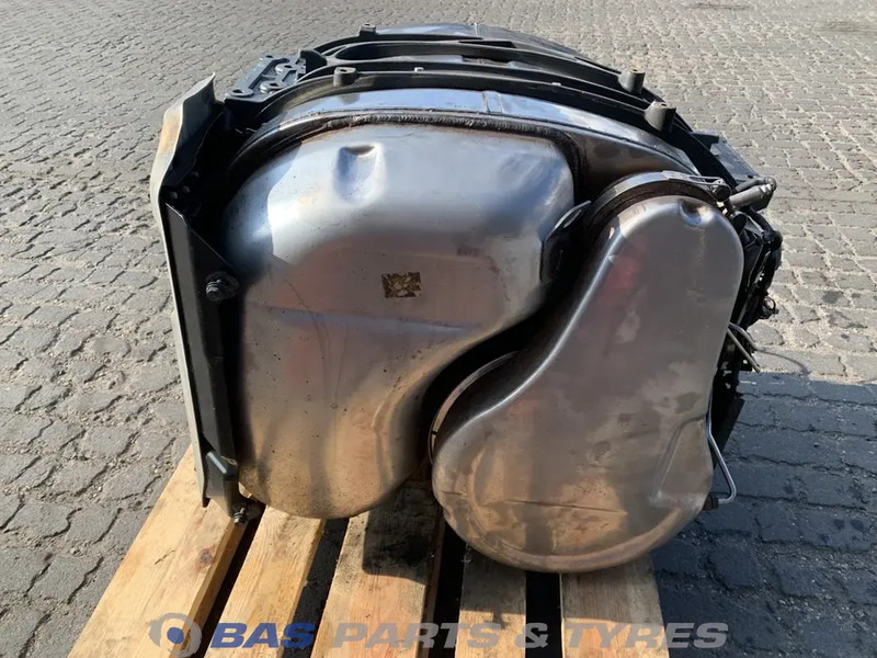 Renault Uitlaatdemper Renault 7422495990 - Silenciador por Camião: foto 2 Renault Uitlaatdemper Renault 7422495990 - Silenciador por Camião: foto 2