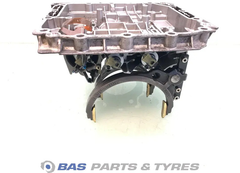 Renault Versnellingsbakdeksel Renault 7421244590 - Caixa de velocidade por Camião: foto 2 Renault Versnellingsbakdeksel Renault 7421244590 - Caixa de velocidade por Camião: foto 2