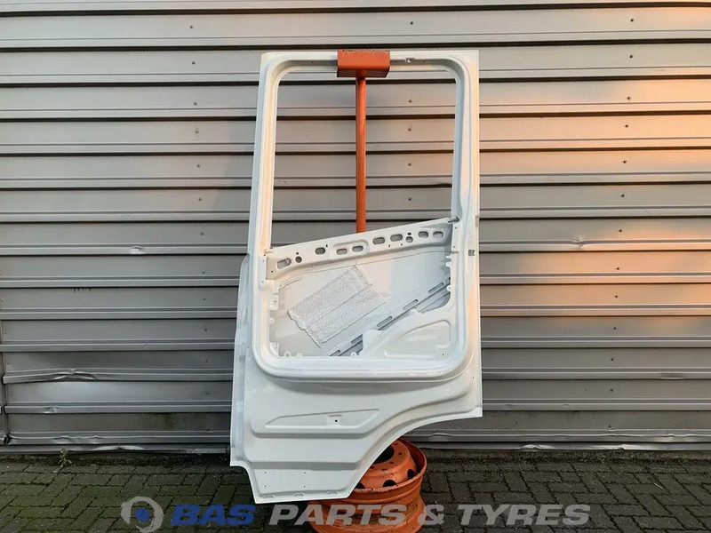 Scania R-Serie Portier Rechts Scania 2044984 - Porta e peças por Camião: foto 2 Scania R-Serie Portier Rechts Scania 2044984 - Porta e peças por Camião: foto 2