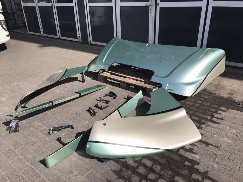 Scania R-Serie Spoilerset Scania CR-19 Highline L3H2 1757973 - Aerodinâmica/ Aerofólio por Camião: foto 2 Scania R-Serie Spoilerset Scania CR-19 Highline L3H2 1757973 - Aerodinâmica/ Aerofólio por Camião: foto 2