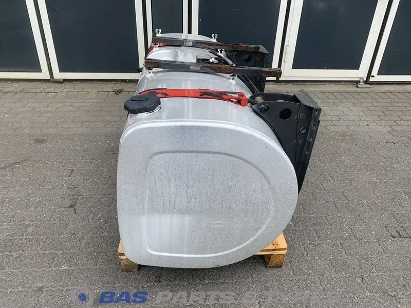 Volvo Brandstoftank Volvo 550 Liter G0000130 - Tanque de combustível por Camião: foto 2 Volvo Brandstoftank Volvo 550 Liter G0000130 - Tanque de combustível por Camião: foto 2