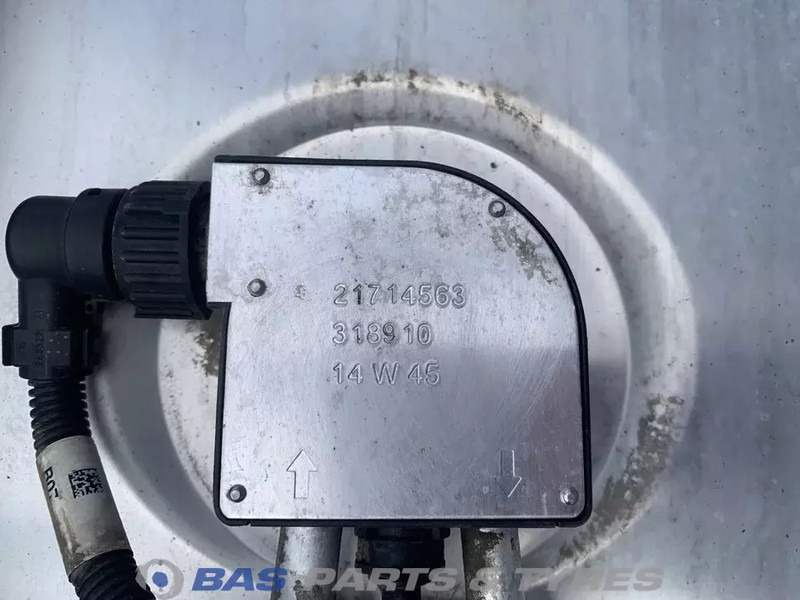 Tanque de combustível por Camião Volvo Brandstoftank Volvo 550 Liter G0000130: foto 6