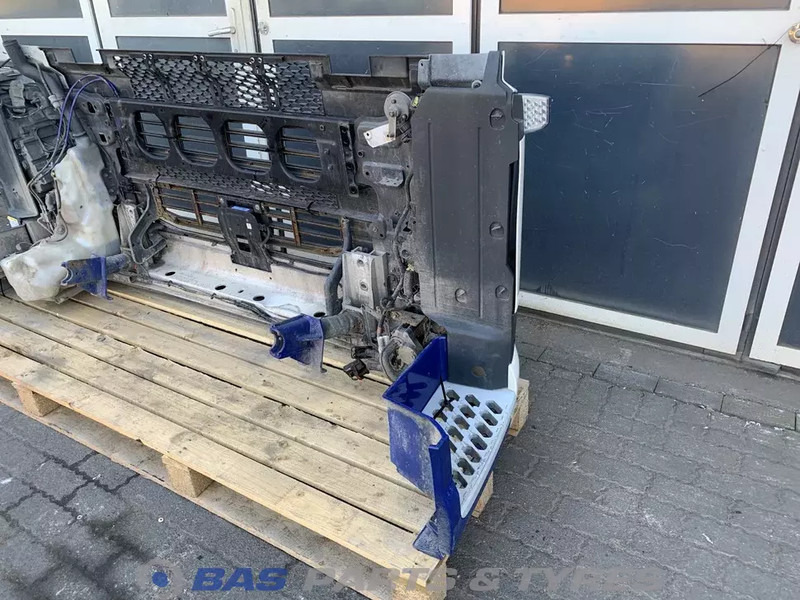 Volvo FH4 Bumper Volvo 82139942 - Para-choque por Camião: foto 5 Volvo FH4 Bumper Volvo 82139942 - Para-choque por Camião: foto 5