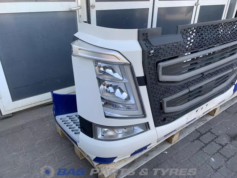 Volvo FH4 - Para-choque por Camião: foto 3 Volvo FH4 - Para-choque por Camião: foto 3