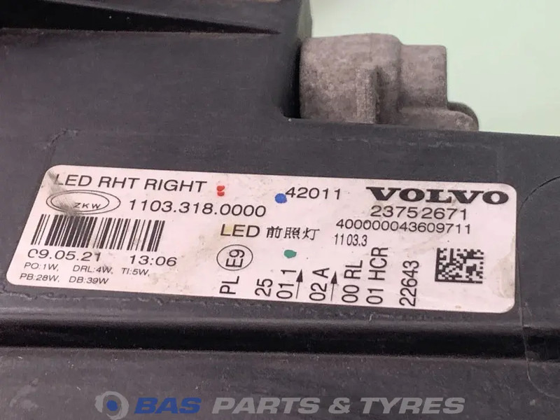 Volvo FH4B Koplamp Rechts 23752671 - Farol dianteira por Camião: foto 3 Volvo FH4B Koplamp Rechts 23752671 - Farol dianteira por Camião: foto 3