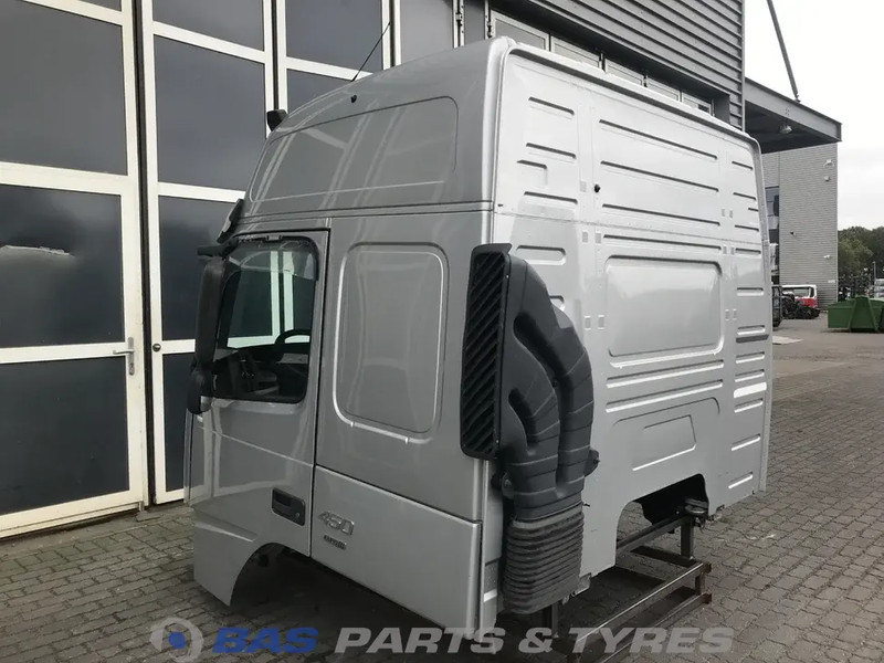 Volvo FM4 - Cabine e interior por Camião: foto 3 Volvo FM4 - Cabine e interior por Camião: foto 3