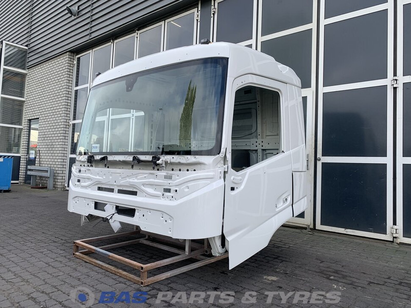 Volvo FM5 - Cabine e interior por Camião: foto 1 Volvo FM5 - Cabine e interior por Camião: foto 1