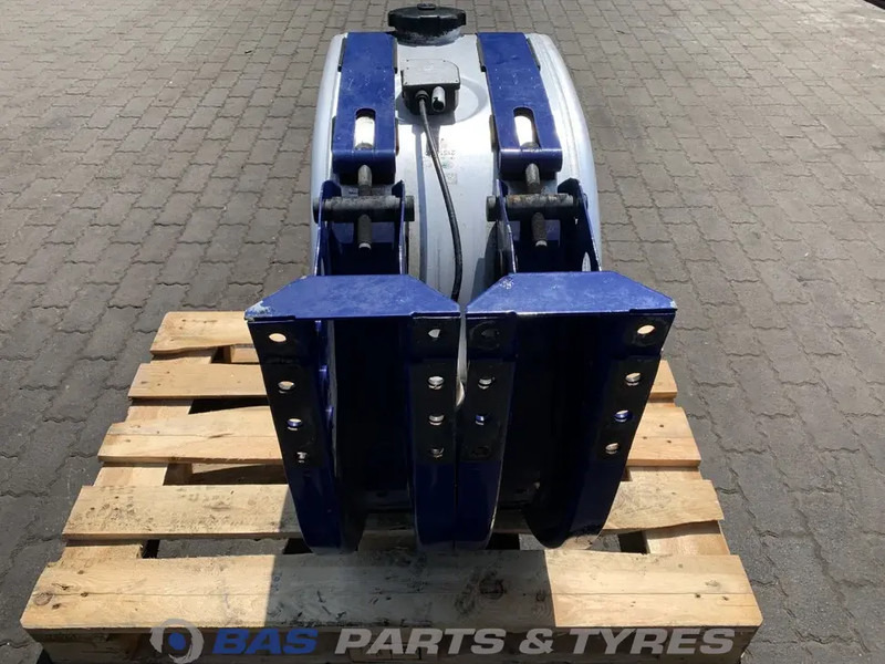 Volvo  - Tanque de combustível por Camião: foto 3 Volvo  - Tanque de combustível por Camião: foto 3