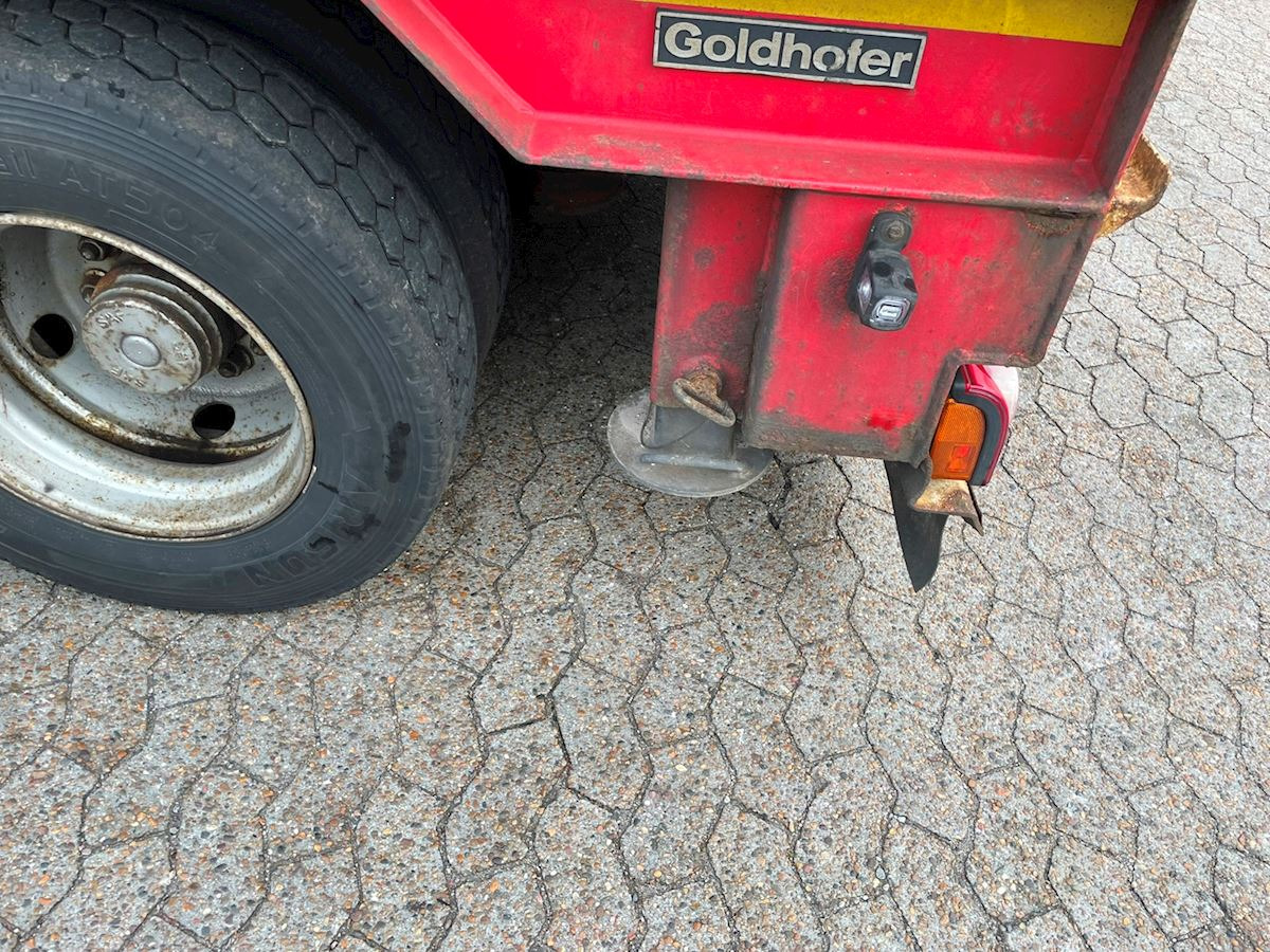 Goldhofer STN-L 4 - Semi-reboque plataforma/ Caixa aberta: foto 5 Goldhofer STN-L 4 - Semi-reboque plataforma/ Caixa aberta: foto 5