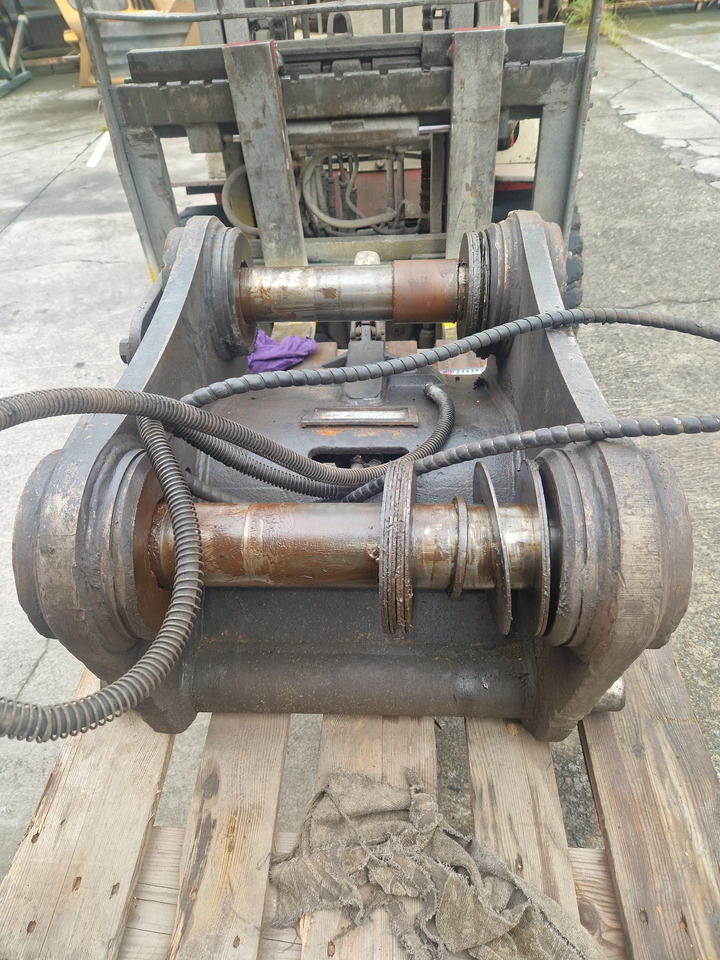 ENGANCHE RAPIDO HIDRAULICO CAT CW40 - Acoplamento rápido por Máquina de construção: foto 3 ENGANCHE RAPIDO HIDRAULICO CAT CW40 - Acoplamento rápido por Máquina de construção: foto 3