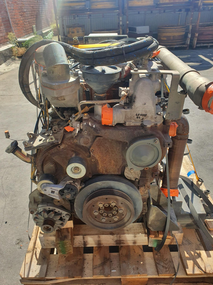 LIEBHERR D924 TI E A4 - Motor por Máquina de construção: foto 1 LIEBHERR D924 TI E A4 - Motor por Máquina de construção: foto 1