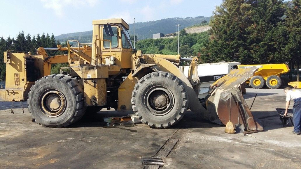 PALA CARGADORA CATERPILLAR 988B - Pá carregadora de rodas: foto 1 PALA CARGADORA CATERPILLAR 988B - Pá carregadora de rodas: foto 1