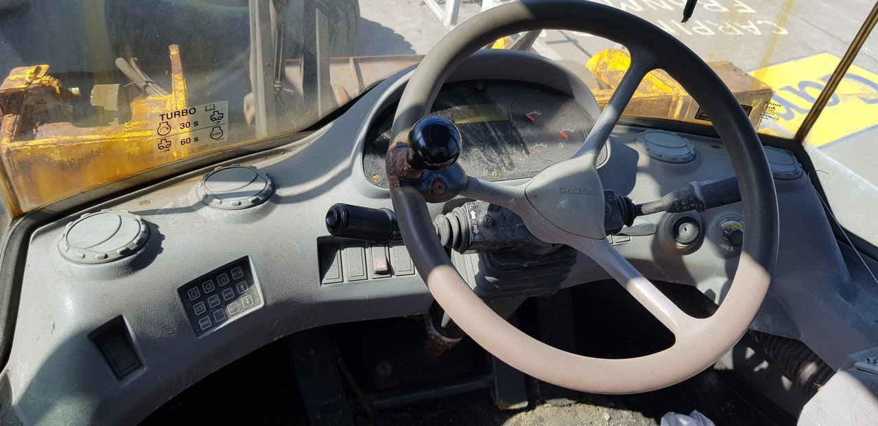 VOLVO L90D S/N 33264 - Pá carregadora de rodas: foto 3 VOLVO L90D S/N 33264 - Pá carregadora de rodas: foto 3