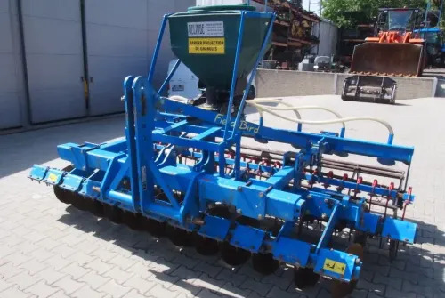 Agregat uprawowo-siewny Rabe Werk 2011 3m brona talerzowa z siewnikiem do poplonów - Semeadora combinada: foto 3 Agregat uprawowo-siewny Rabe Werk 2011 3m brona talerzowa z siewnikiem do poplonów - Semeadora combinada: foto 3