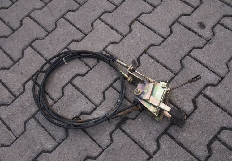 Części do Ciągnika Massey Ferguson MF 3000, 6000 Dźwignie i linki do WOM MF 3000 - Transmissão por Máquina agrícola: foto 1 Części do Ciągnika Massey Ferguson MF 3000, 6000 Dźwignie i linki do WOM MF 3000 - Transmissão por Máquina agrícola: foto 1