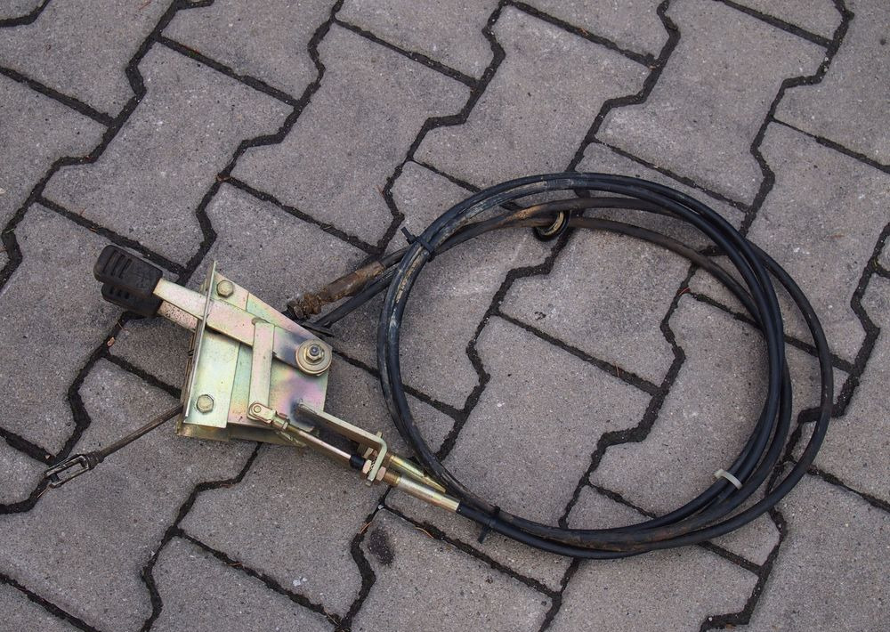 Części do Ciągnika Massey Ferguson MF 3000, 6000 Dźwignie i linki do WOM MF 3000 - Transmissão por Máquina agrícola: foto 3 Części do Ciągnika Massey Ferguson MF 3000, 6000 Dźwignie i linki do WOM MF 3000 - Transmissão por Máquina agrícola: foto 3