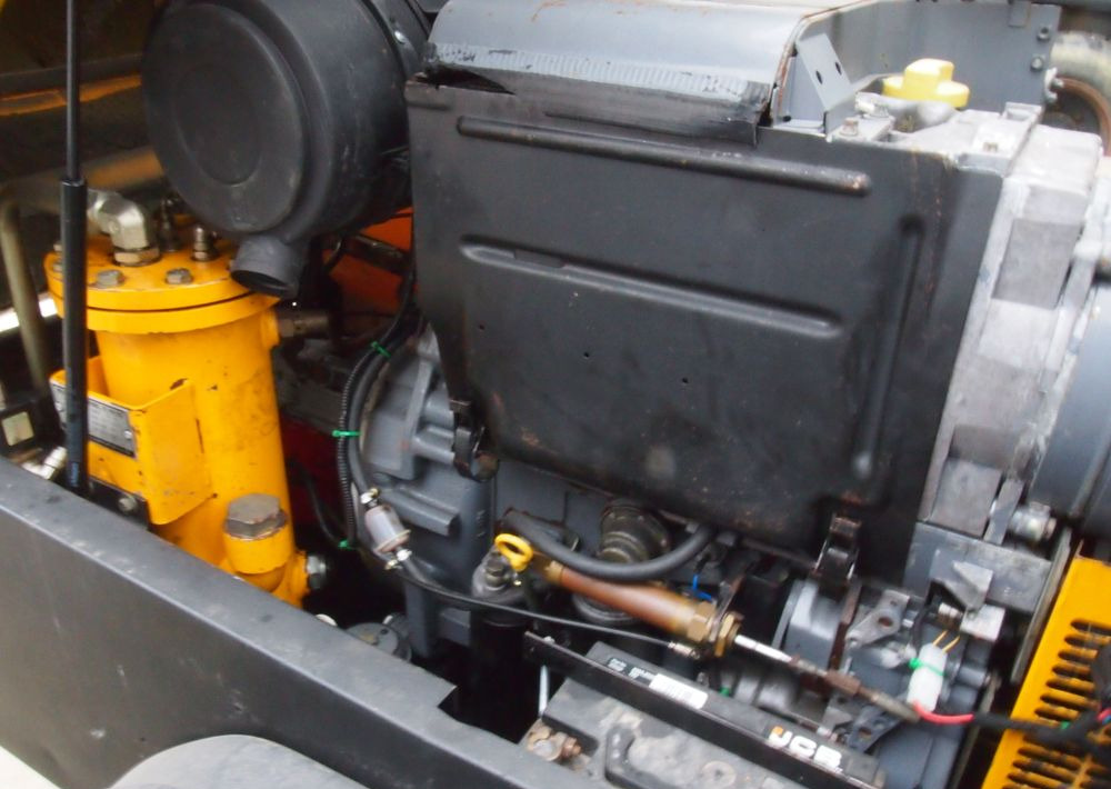 Kompresor Ingersoll Rand IR P130WD 2000 Kompresor Ingersoll Rand P130WD 30 kW - Compressor de ar: foto 5 Kompresor Ingersoll Rand IR P130WD 2000 Kompresor Ingersoll Rand P130WD 30 kW - Compressor de ar: foto 5