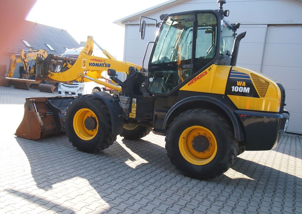 Ładowarka Komatsu WA100M 2007 Ładowarka Komatsu - Pá carregadora de rodas: foto 4 Ładowarka Komatsu WA100M 2007 Ładowarka Komatsu - Pá carregadora de rodas: foto 4