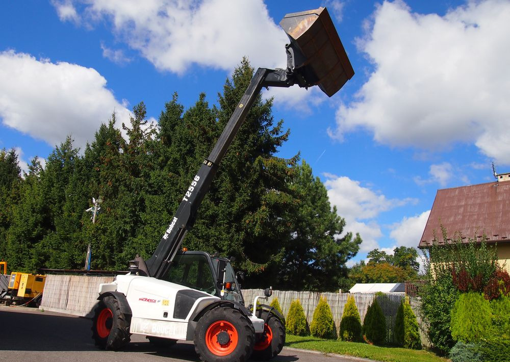 Leasing de  Ładowarka teleskopowa Bobcat T2556 2005 Ładowarka teleskopowa BOBCAT Ładowarka teleskopowa Bobcat T2556 2005 Ładowarka teleskopowa BOBCAT: foto 20