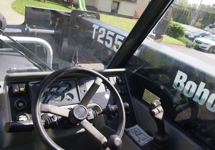 Leasing de  Ładowarka teleskopowa Bobcat T2556 2005 Ładowarka teleskopowa BOBCAT Ładowarka teleskopowa Bobcat T2556 2005 Ładowarka teleskopowa BOBCAT: foto 16
