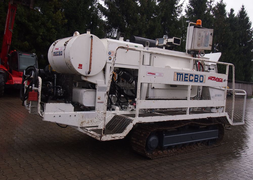Leasing de  Pompa do betonu Mecbo Cartrack P4,65 APV 70bar 2009 Pompa do betonu MECBO P4,65 na gąsienicach Pompa do betonu Mecbo Cartrack P4,65 APV 70bar 2009 Pompa do betonu MECBO P4,65 na gąsienicach: foto 13 Leasing de  Pompa do betonu Mecbo Cartrack P4,65 APV 70bar 2009 Pompa do betonu MECBO P4,65 na gąsienicach Pompa do betonu Mecbo Cartrack P4,65 APV 70bar 2009 Pompa do betonu MECBO P4,65 na gąsienicach: foto 13