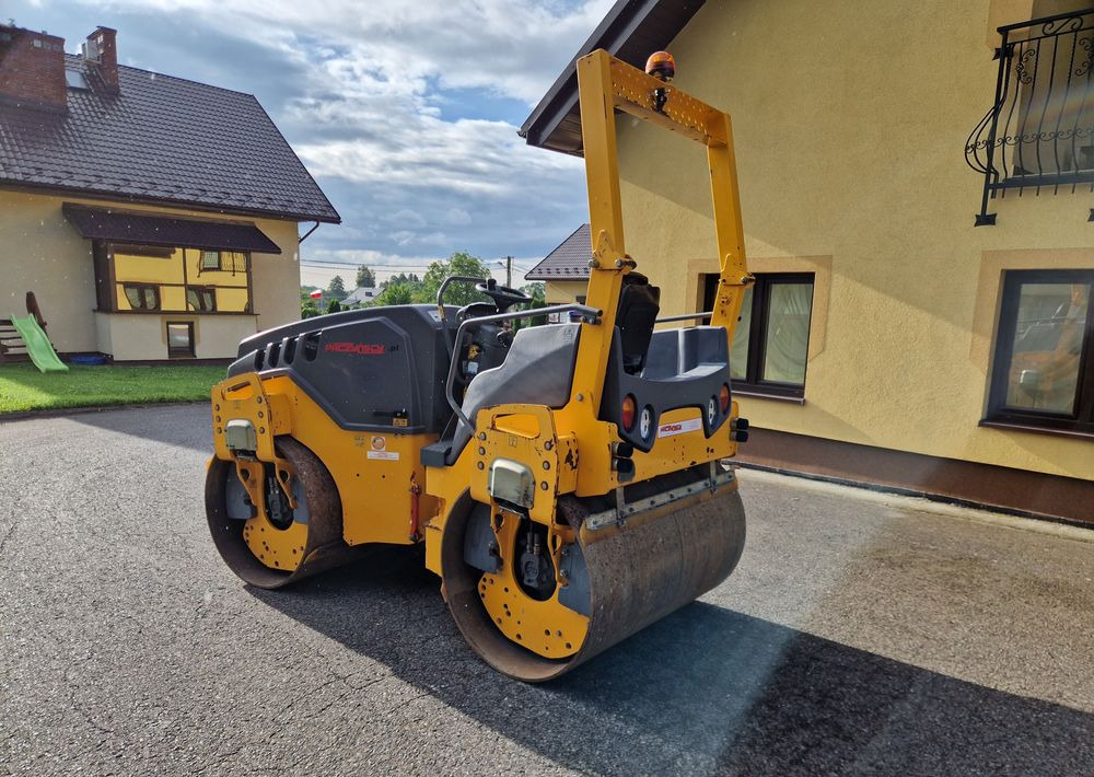 Walec Hamm HD14VV 2014 Walec HAMM HD 14VV silnik KUBOTA - Rolo: foto 4 Walec Hamm HD14VV 2014 Walec HAMM HD 14VV silnik KUBOTA - Rolo: foto 4