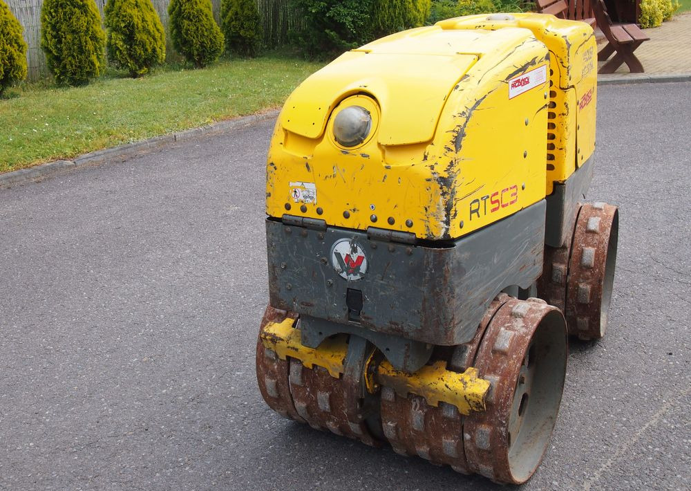 Walec Wacker RT-SC3 2015 Walec kołek - Compactador pequeno de asfalto: foto 3 Walec Wacker RT-SC3 2015 Walec kołek - Compactador pequeno de asfalto: foto 3