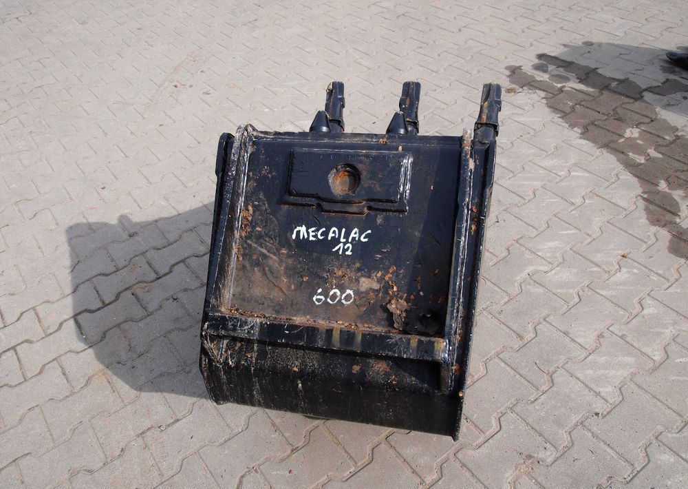 Wyposażenie Mecalac Mecalac 10, 11, 12, Łyżka kopiąca Mecalac 60cm - Balde escavadora: foto 4 Wyposażenie Mecalac Mecalac 10, 11, 12, Łyżka kopiąca Mecalac 60cm - Balde escavadora: foto 4
