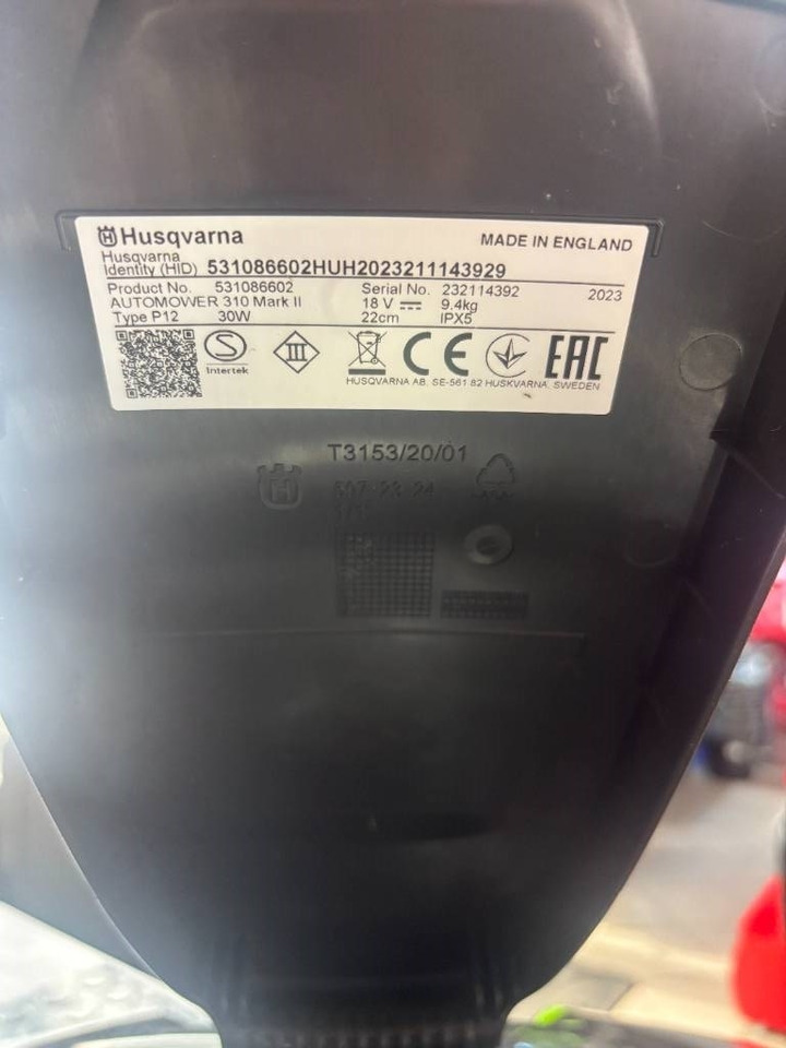 Husqvarna Automower 310 - Cortador de grama: foto 4 Husqvarna Automower 310 - Cortador de grama: foto 4