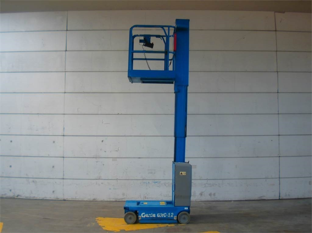 Genie GRC12 - Plataforma de mastro vertical: foto 5 Genie GRC12 - Plataforma de mastro vertical: foto 5