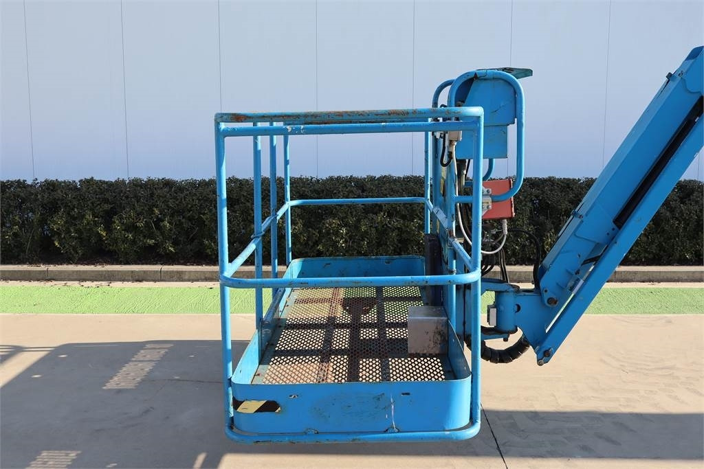 Plataforma telescópica Genie S85: foto 11