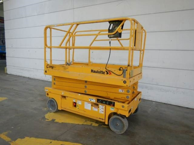 Haulotte Compact 10 - Plataforma de Tijera/ Plataforma de tesoura: foto 3 Haulotte Compact 10 - Plataforma de Tijera/ Plataforma de tesoura: foto 3
