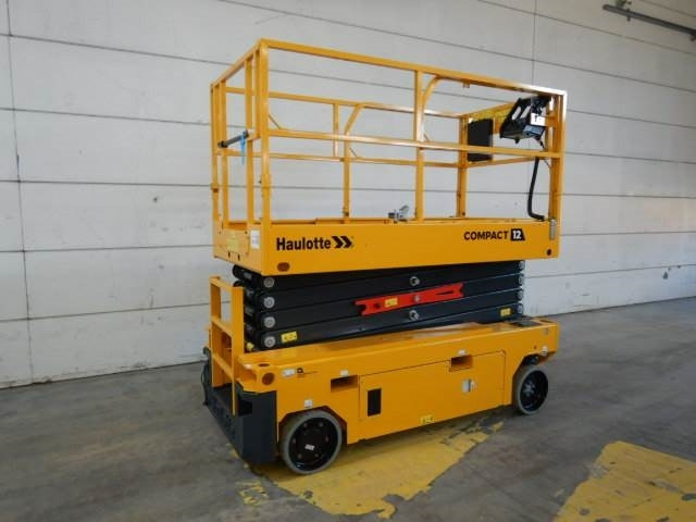 Haulotte Compact 12 AE - Plataforma de Tijera/ Plataforma de tesoura: foto 2 Haulotte Compact 12 AE - Plataforma de Tijera/ Plataforma de tesoura: foto 2