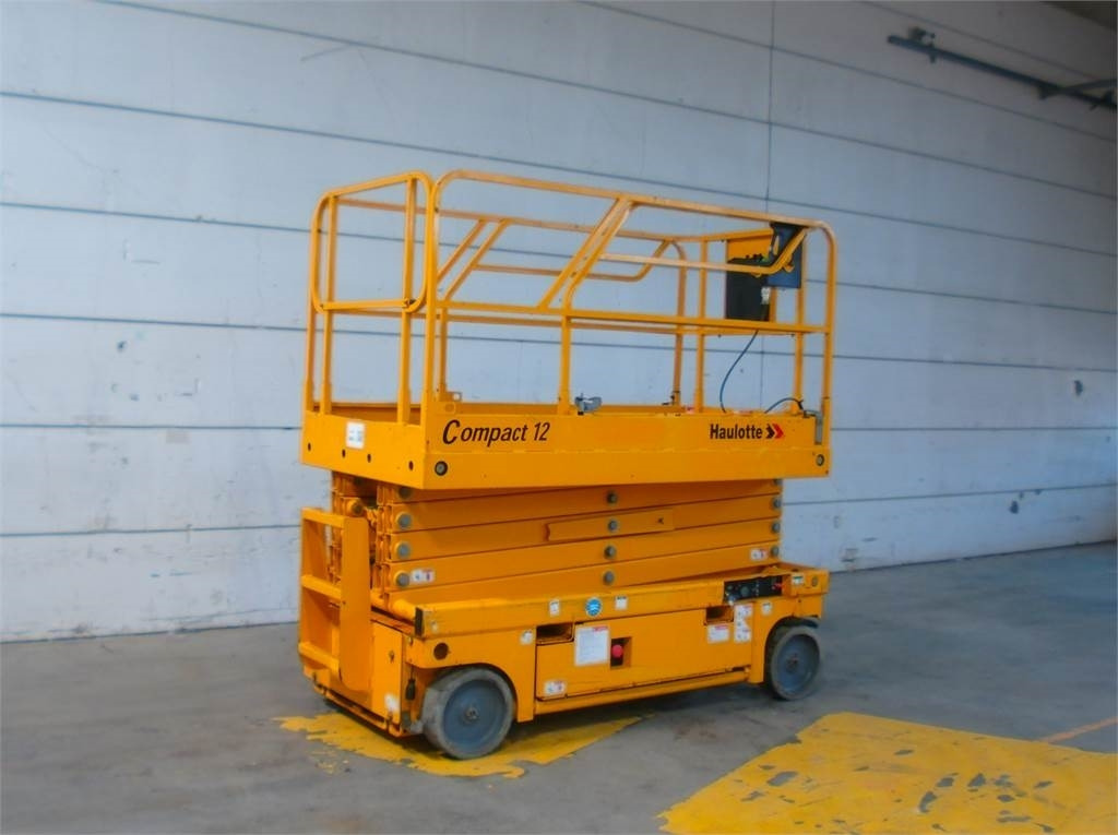 Haulotte Compact 12 - Plataforma de Tijera/ Plataforma de tesoura: foto 2 Haulotte Compact 12 - Plataforma de Tijera/ Plataforma de tesoura: foto 2