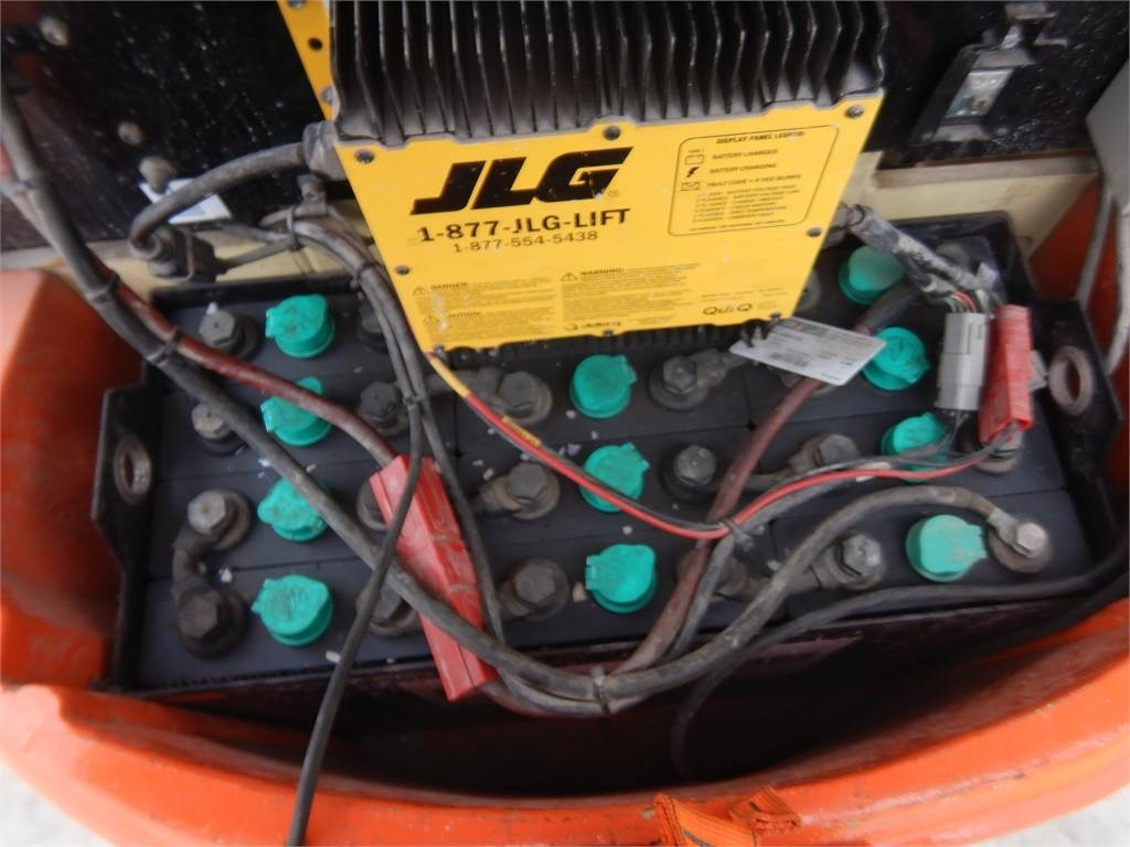 JLG Toucan 10E - Plataforma de mastro vertical: foto 5 JLG Toucan 10E - Plataforma de mastro vertical: foto 5