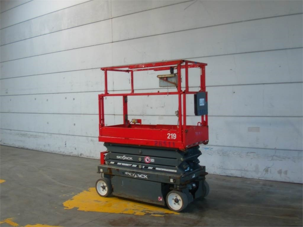 SkyJack SJ3219 - Plataforma de Tijera/ Plataforma de tesoura: foto 2 SkyJack SJ3219 - Plataforma de Tijera/ Plataforma de tesoura: foto 2